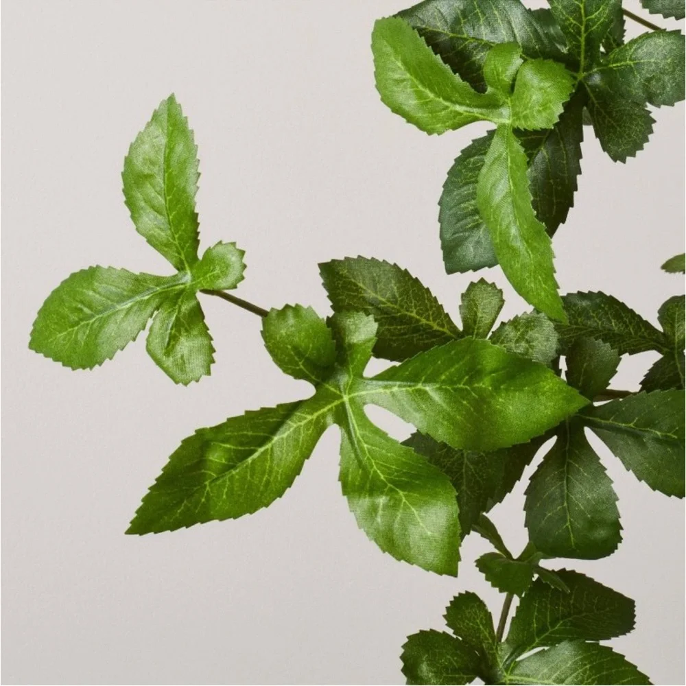 Hearth & Hand Magnolia 33